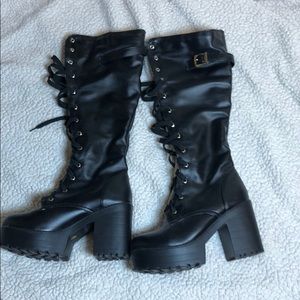 Warm Platform Boots 7W